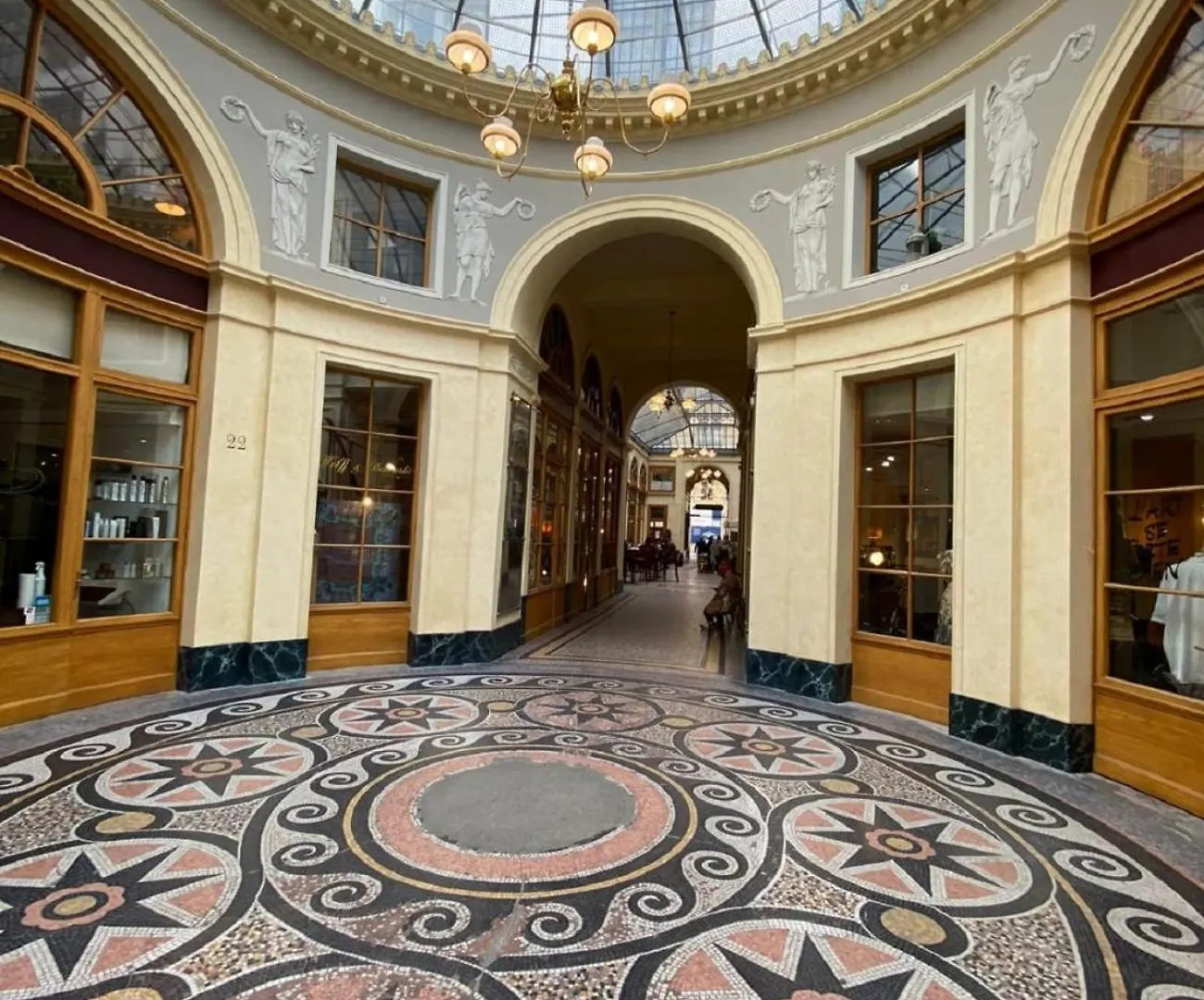 Apartment 19 Atelier Montorgueil Paris